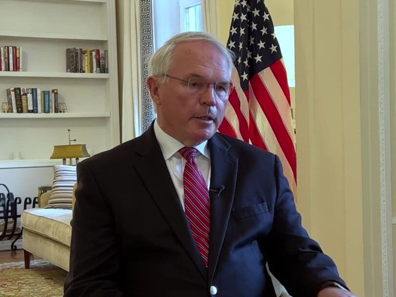 Посол США заступився за Сербію і нагадав, які добрі справи вона зробила для України